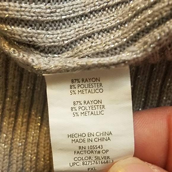 Daisy Fuentes short sleeve turtleneck swea… - Picture 4 of 5